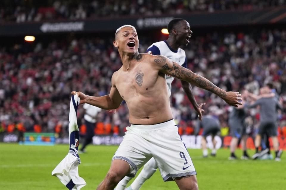 Richarlison fue uno de los más enérgicos para celebrar el título.