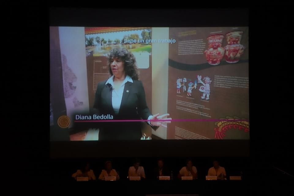 El homenaje se inscribió en el contexto del Día Internacional de los Museos, cuyo programa, desde el INAH, Bedolla organizaba anualmente.