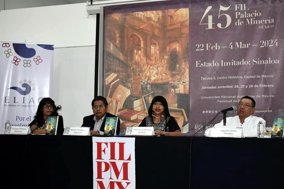 Presentación de un libro en la 45 FIL del Palacio de Minería, organizada por Escritores en Lenguas Indígenas (ELIAC).