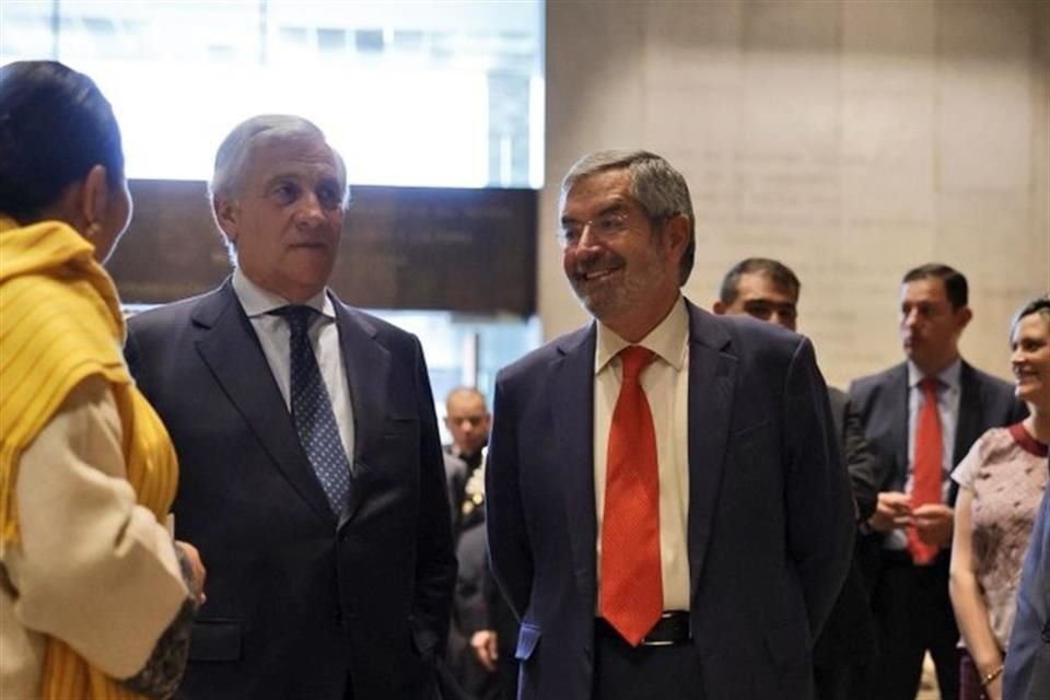 El Canciller Juan Ramón de la Fuente sostuvo un encuentro con el Ministro de Asuntos Exteriores y de la Cooperación Internacional de Italia, Antonio Tajani.