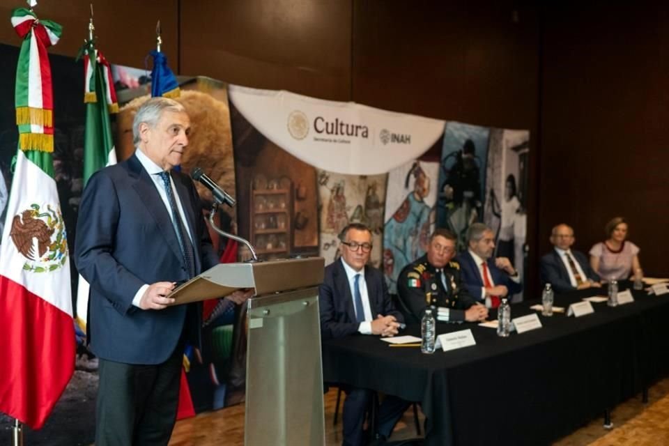 'Colaboración entre México e Italia. Protección del patrimonio cultural y combate al tráfico ilícito de piezas', se tituló el encuentro entre autoridades de ambos países en el Museo Nacional de Antropología.
