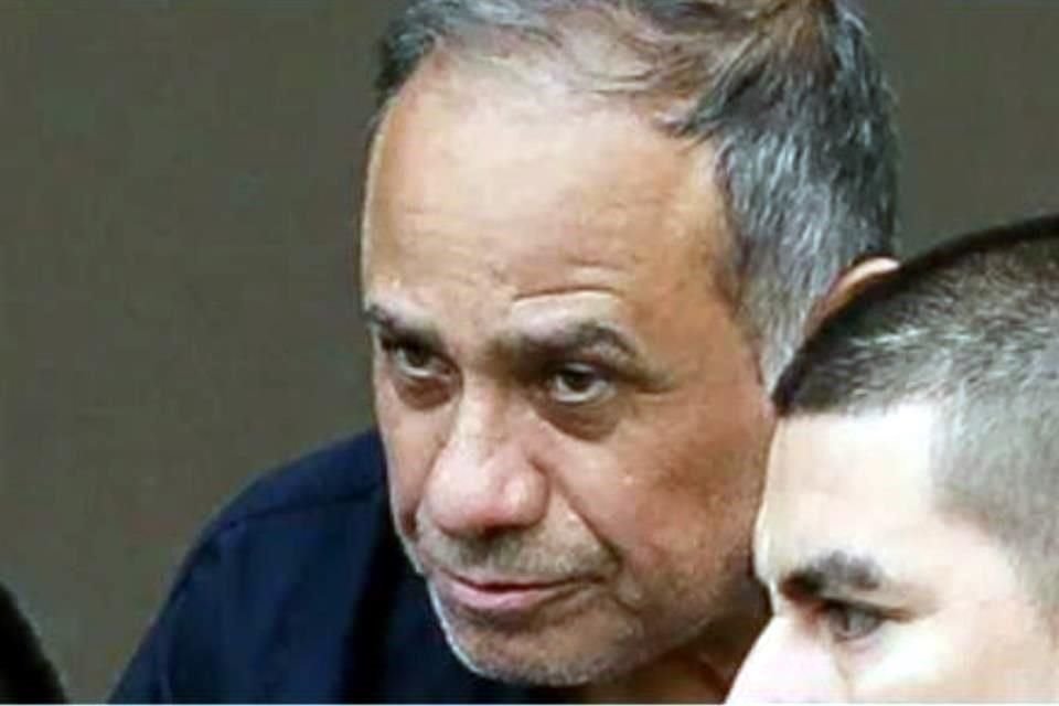 Muñoz ha sido investigado en Estados Unidos y España por lavado de dinero, narcotráfico y huachicoleo.