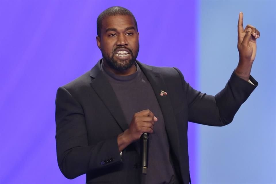 El rapero Kanye West dice estar 'harto del antisemitismo' y pide perdón, pero la ADL desconfía tras años de discursos de odio.
