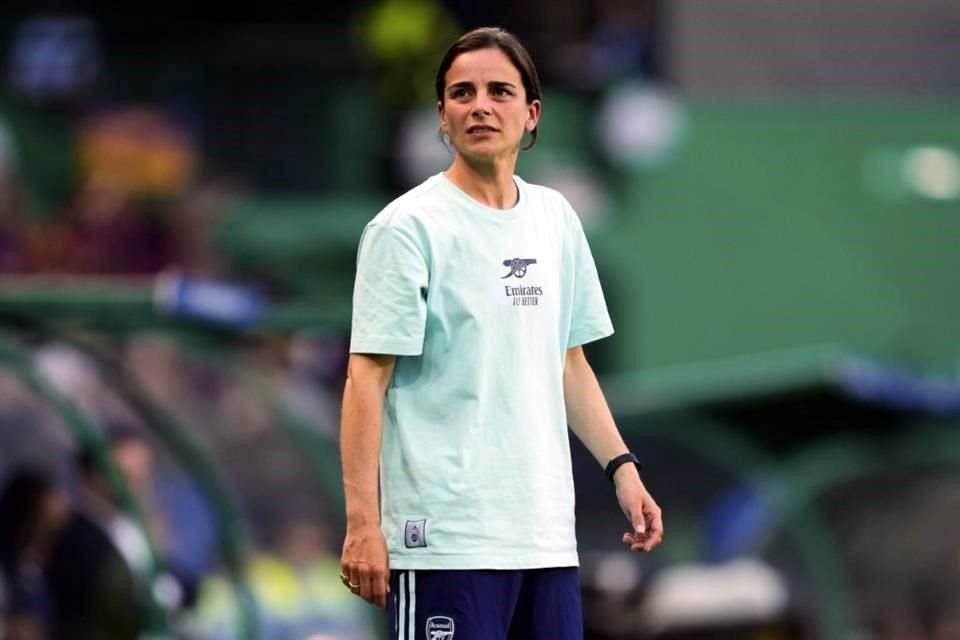 Renée Slegers llegó como entrenadora interina y en un plazo de cuatro meses logró llevar al Arsenal Femenino de nuevo a la gloria europea.