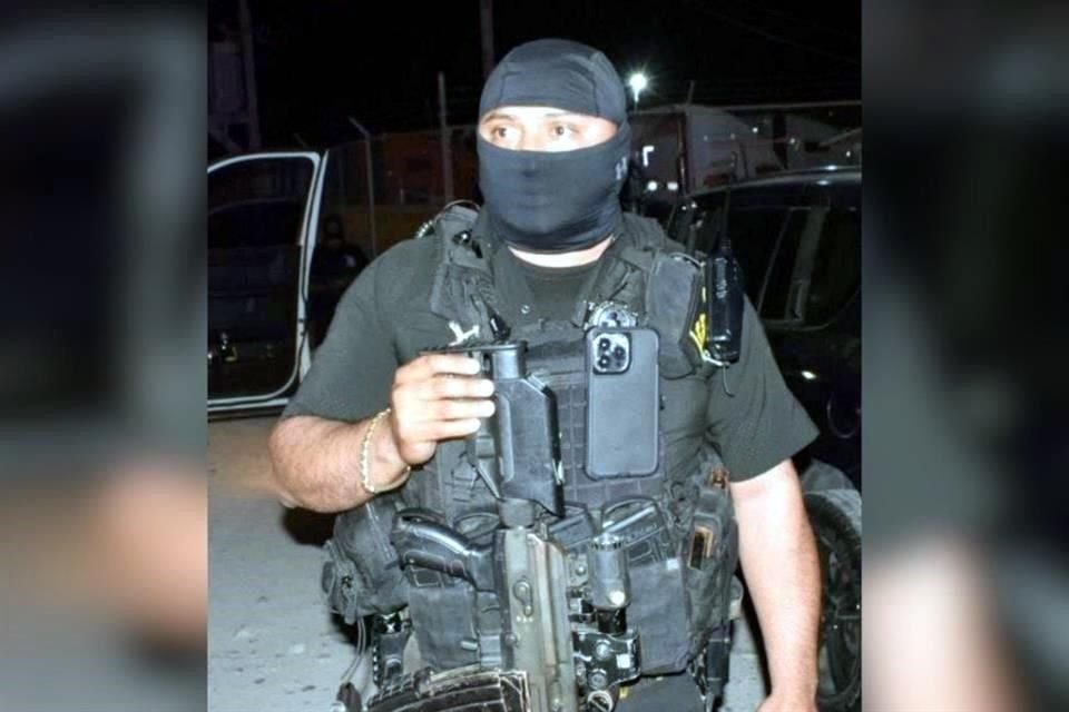 El Secretario de Seguridad Pública, Sergio Hernando Chávez, informó que Peñaflor estaba fuera de servicio cuando resultó herido durante la balacera en la capital.