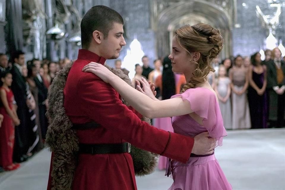 Stanislav Yanevski, actor de 'Harry Potter', fue operado de emergencia tras perder la respiración; ya se encuentra en recuperación.
