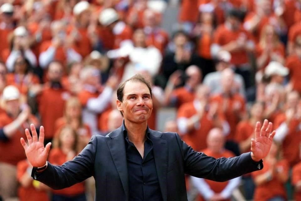 Rafael Nadal recibió un homenaje en Roland Garros.