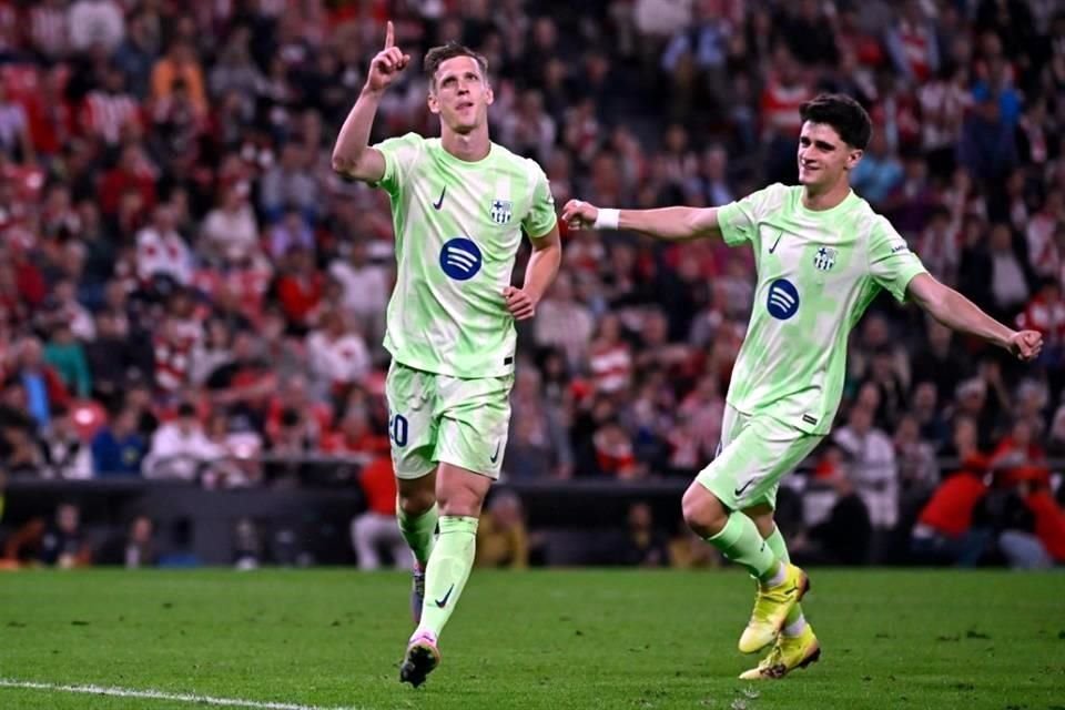 Daniel Olmo selló la cuenta al acertar un tiro penal.