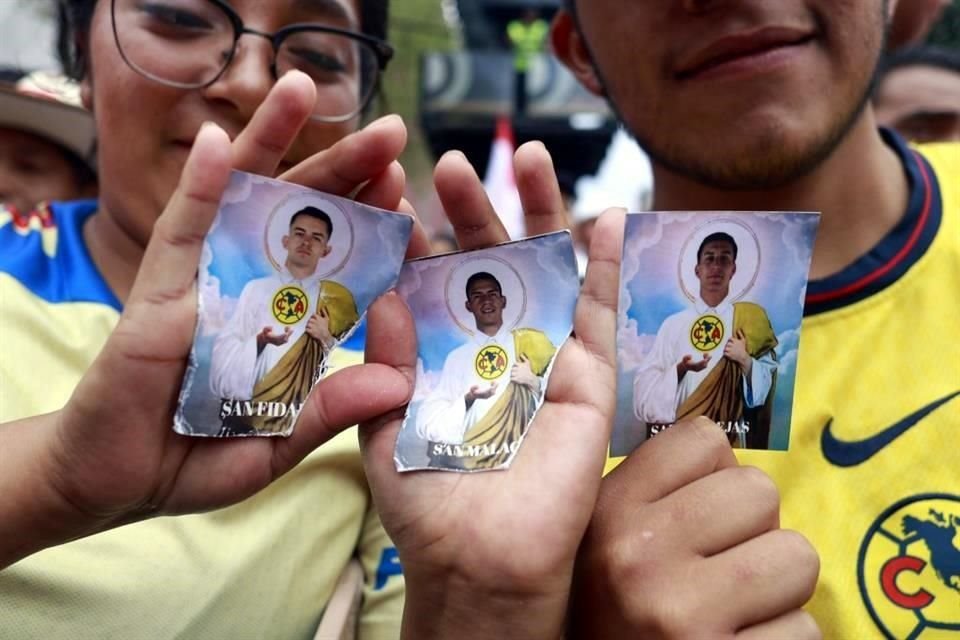 Los americanistas tampoco se quedaron atrás con la cábala y también trajeron a sus santos con Álvaro Fidalgo, Luis Malagón y Alejandro Zendejas.