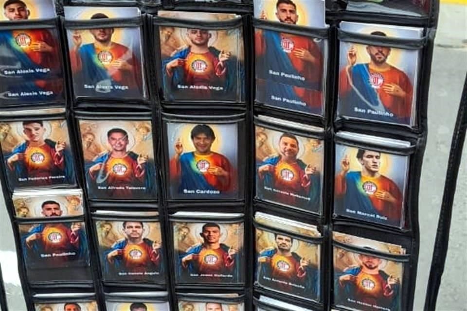 Las estampas de los santos de los Diablos Rojos del Toluca fue de lo más destacado de la vendimia.