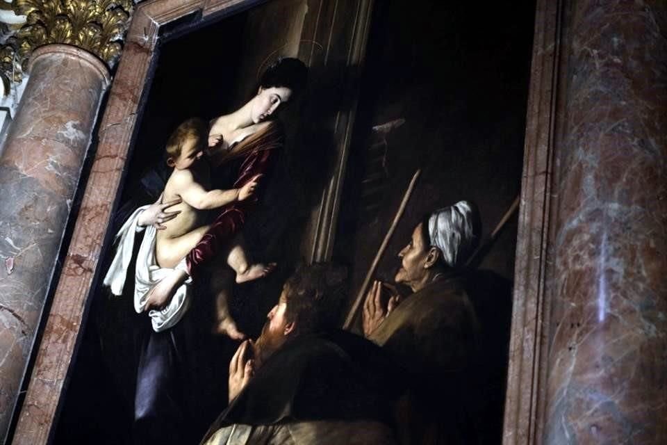 'La madonna de los peregrinos', alojada en la Basílica de San Agustín, es una de las que se propone visitar fuera del Palacio Barberini que exhibe 'Caravaggio 2025'.