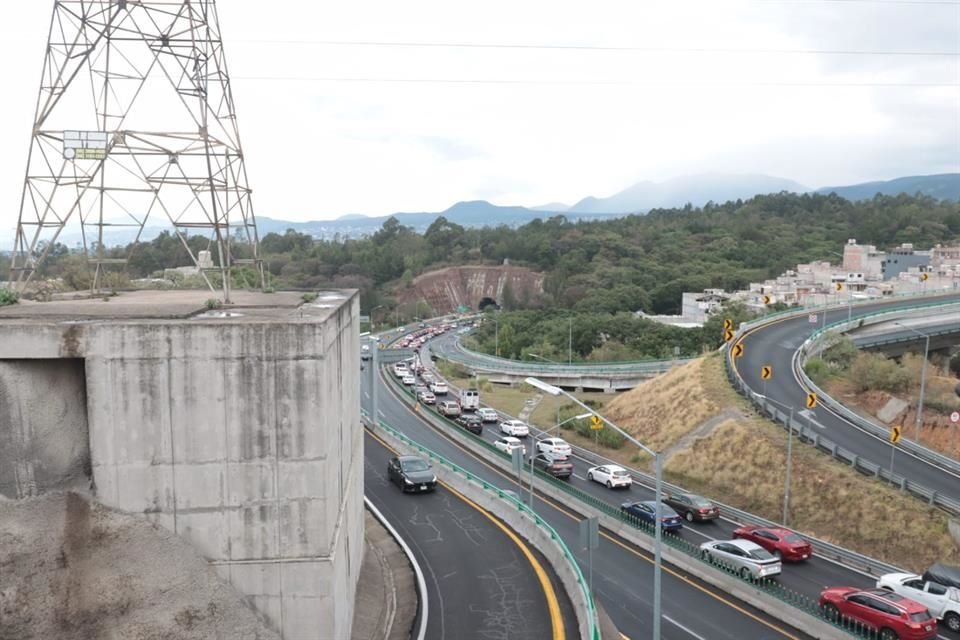 La zona se encuentra acordonada y hay afectación vial.