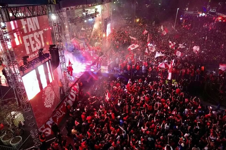 La directiva del Toluca organizó un gran festejo.