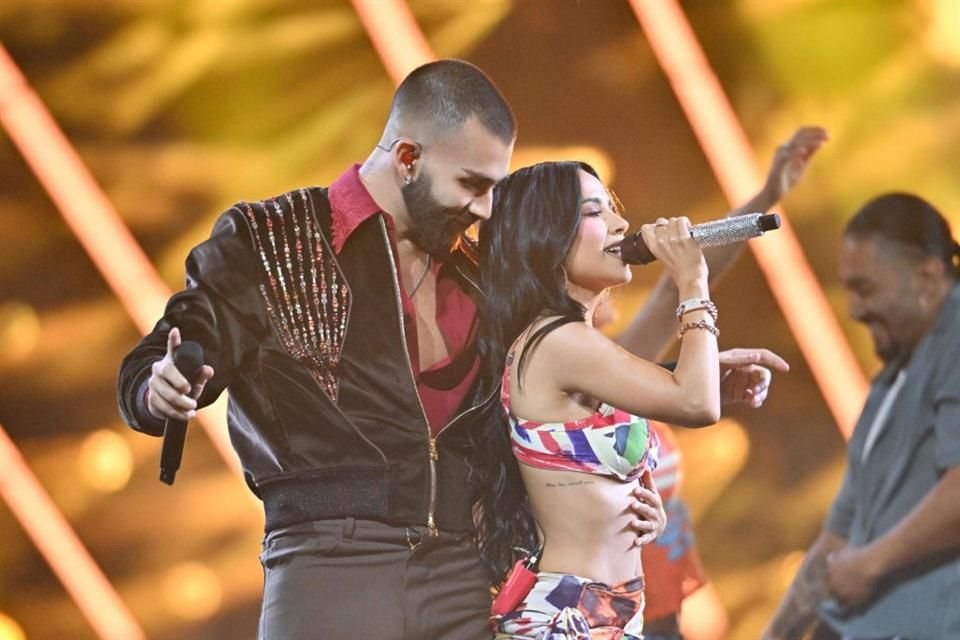 Becky G y  Manuel Turizo.