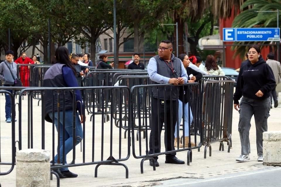 Durante el evento hubo presencia de elementos policiales vestidos de civiles.