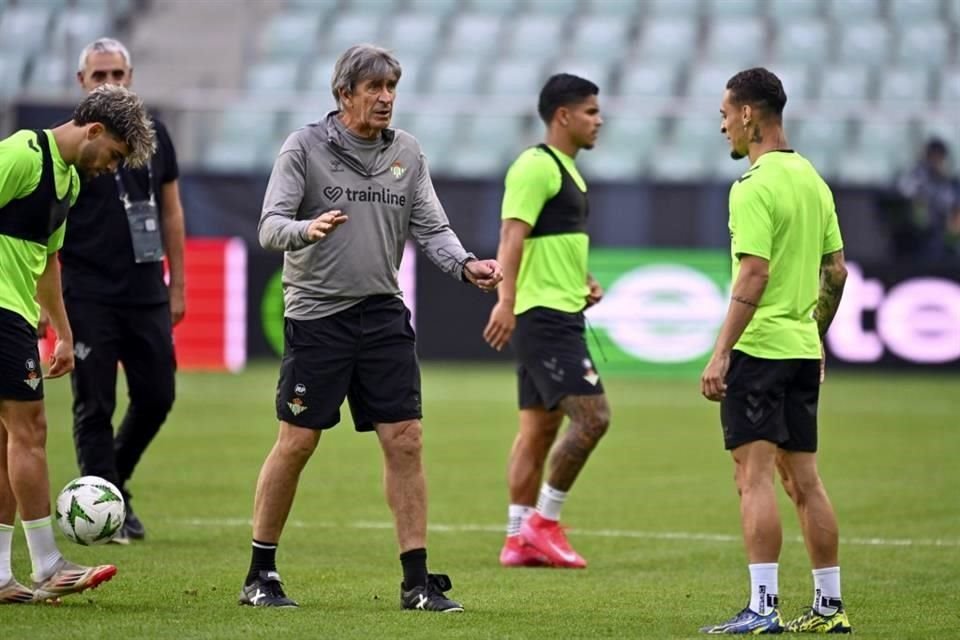 El Real Betis de Manuel Pellegrini quiere volver a casa con el campeonato.