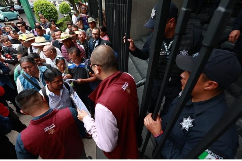 CNTE se reúne en Segob con Secretaria Rosa Icela Rodríguez y el titular de Educación Pública, Mario Delgado, para revisar 'nueva propuesta'.