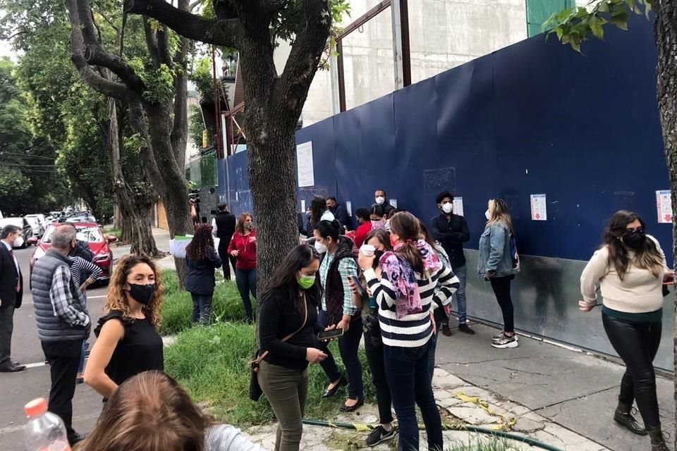 Este miércoles, encargados y usuarios del Colegio Romera ayer protestaron en Polanco porque aseguran que autoridades les niegan cambio de uso de suelo.