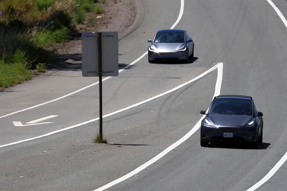 El Model Y condujo durante unos 30 minutos.