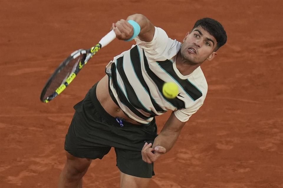 El murciano cedió un set ante el rival.