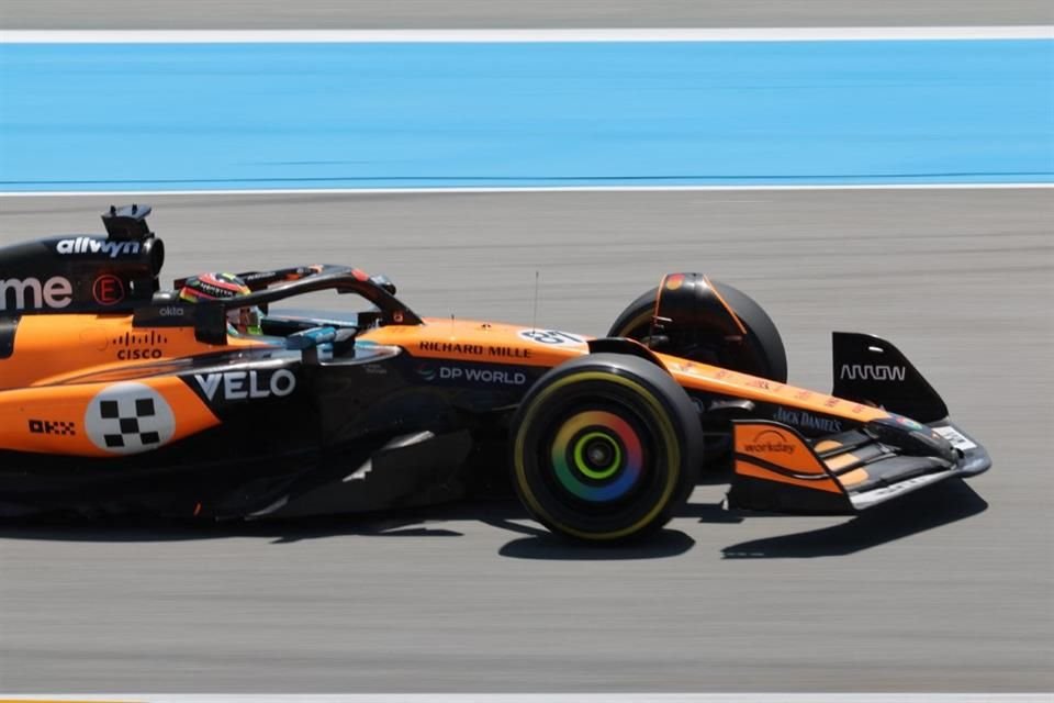 Los McLaren volvieron a ser los mejores con el cronómetro para la última práctica en España, con Oscar Piastri y Lando Norris en el 1-2.