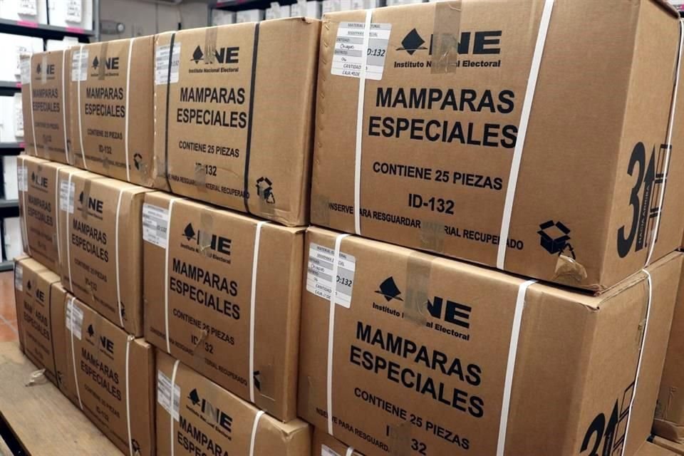 Pacotes eleitorais contendo mais de 1.700 cédulas para a eleição do Poder Judiciário foram roubados por indivíduos não identificados em San Cristóbal de las Casas, Chiapas, relatam moradores.