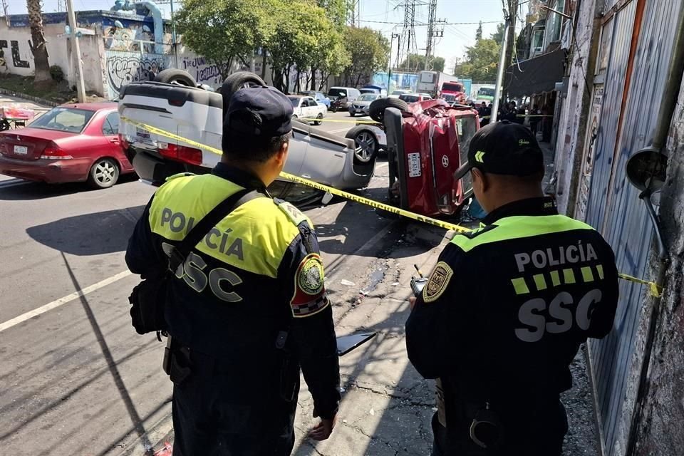 El saldo de un choque entre dos vehículos particulares en Álvaro Obregón la mañana del sábado fue una persona fallecida.