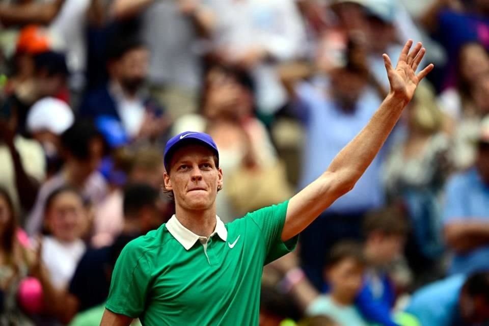 Jannik Sinner tampoco tuvo mayor problema para derrotar a Jiri Lehecka e instalarse en Octavos de Roland Garros.