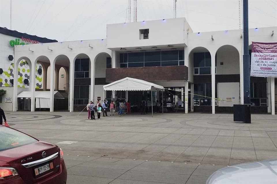 El funcionario de la casilla 1026, en Chalco, reportó que adultos mayores fueron amenazados con el retiro de la pensión del bienestar.