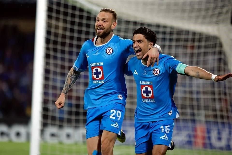 Ignacio Rivero abrió el marcador desde los ocho minutos y a partir de ahí todo fue fiesta.