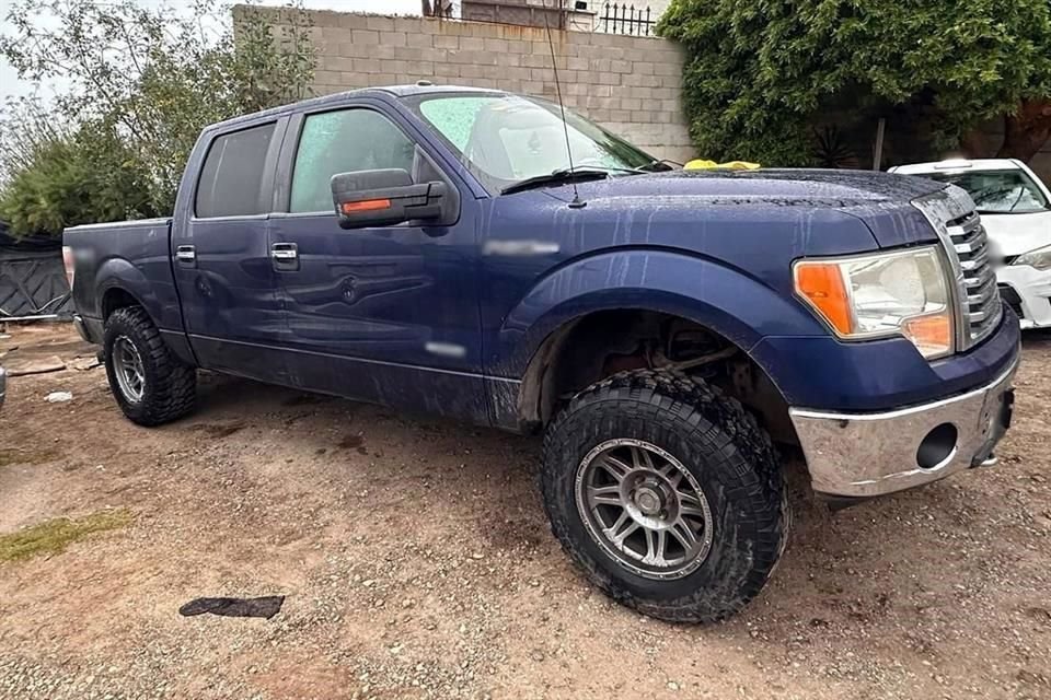 Al presunto operador de Los Mayitos en Baja California también le incautaron vehículos.