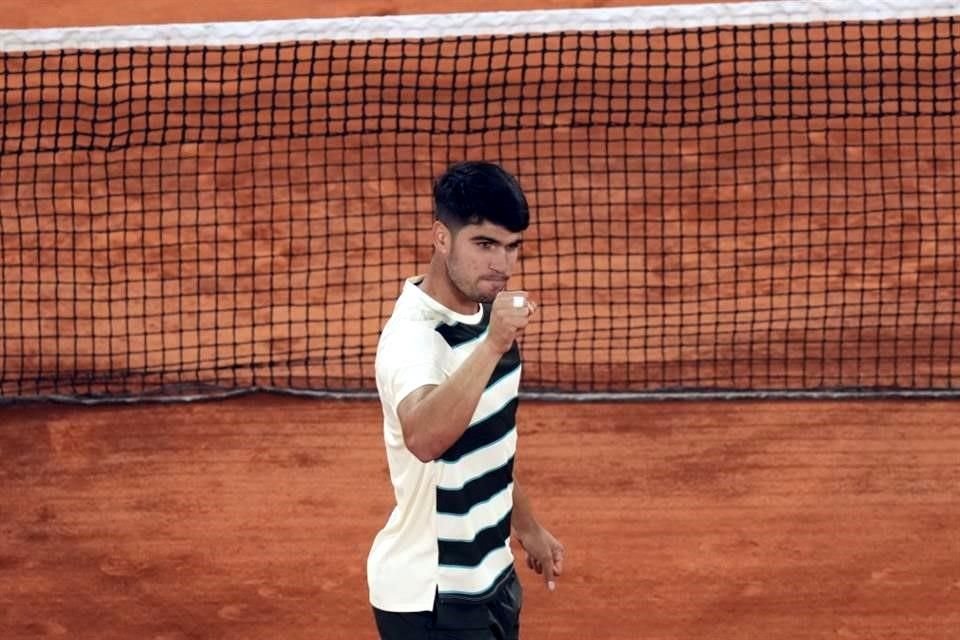 Carlos Alcaraz está en la siguiente ronda.