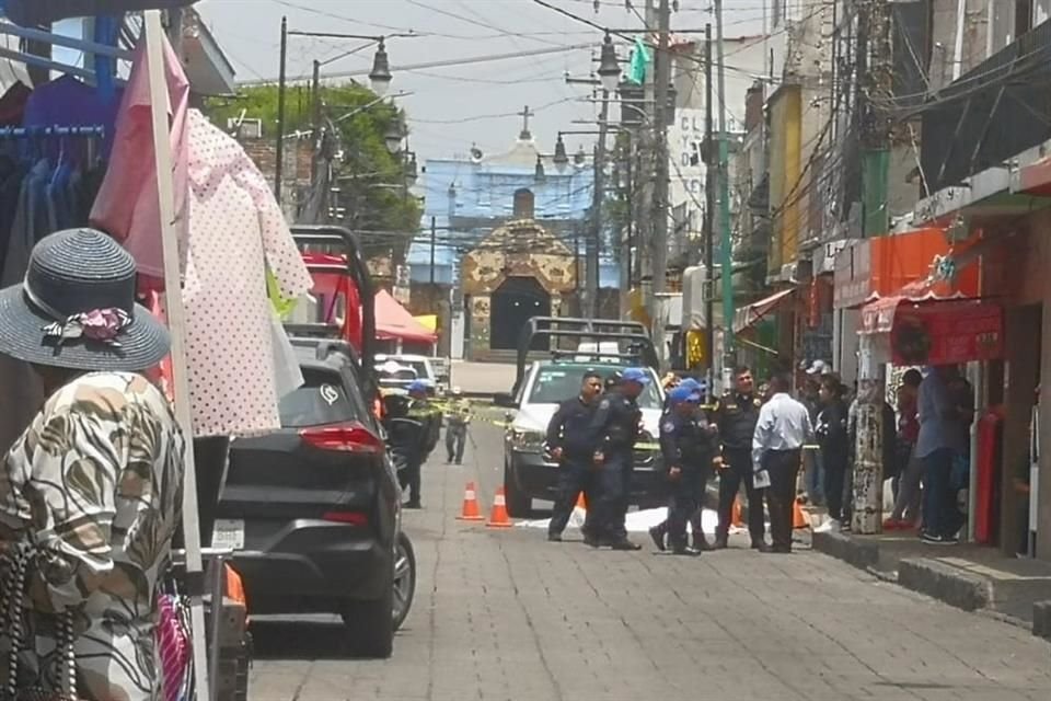 El accidente ocurrió mientras trabajaba en una obra en el centro de San Andrés Totoltepec. 
