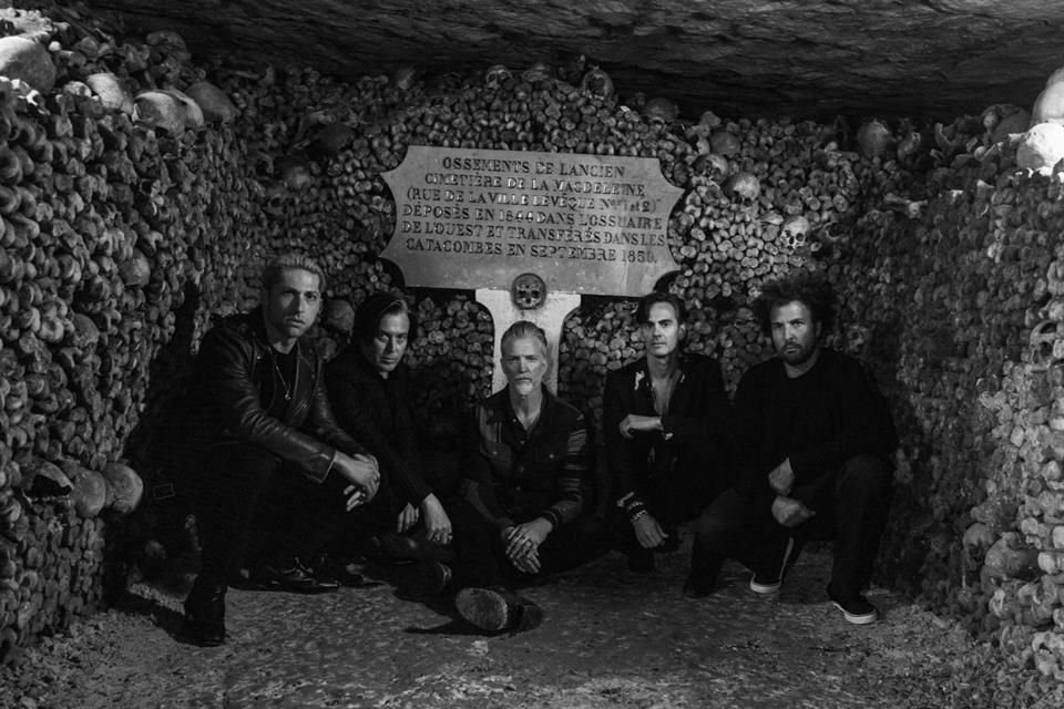 Con Queens of the Stone Age, banda que volverá a México en noviembre para tocar en el festival Capital, Homme ha vivido momentos gloriosos y escabrosos.