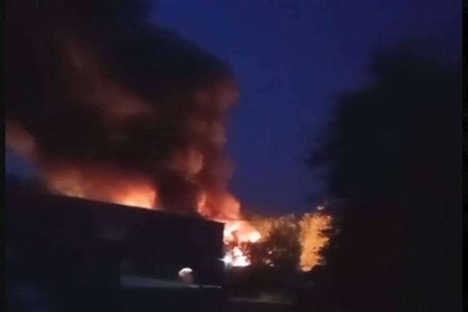 Ucrania sufre un ataque con misiles y drones rusos que ha dejado al menos a tres personas heridas, según autoridades.