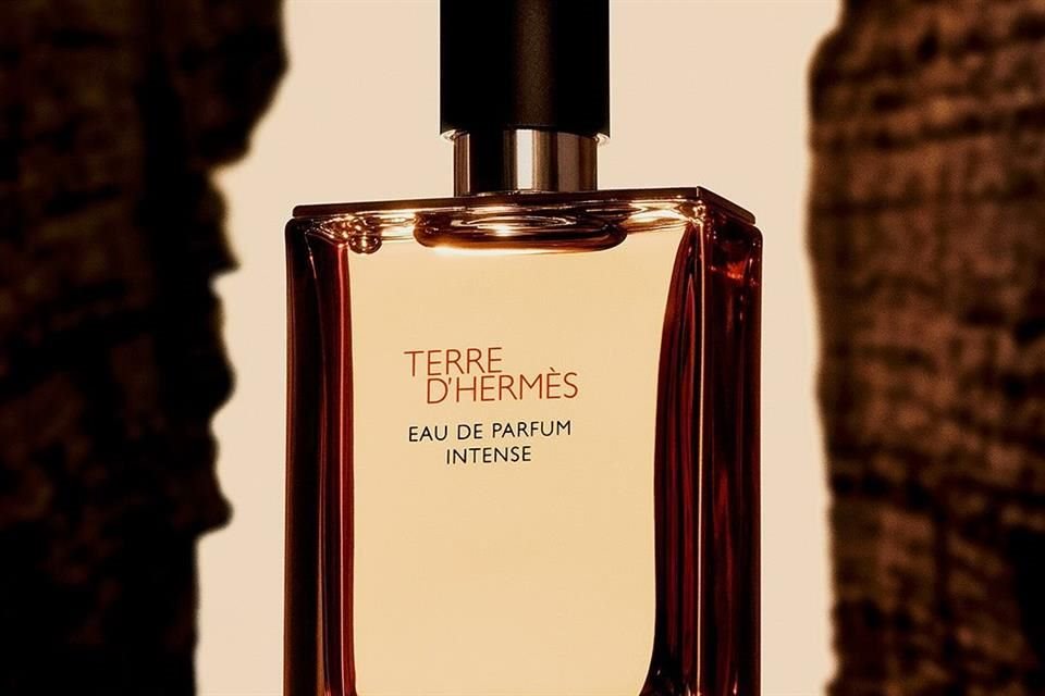 Esta es la nueva fragancia de Hermès: 'Terre d'Hermès Eau de parfum intense'.