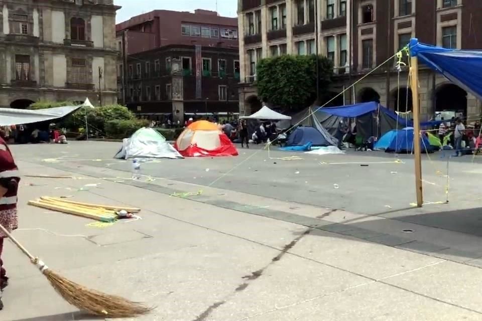 Desde el 15 de mayo, la CNTE instaló su plantón en el Zócalo.