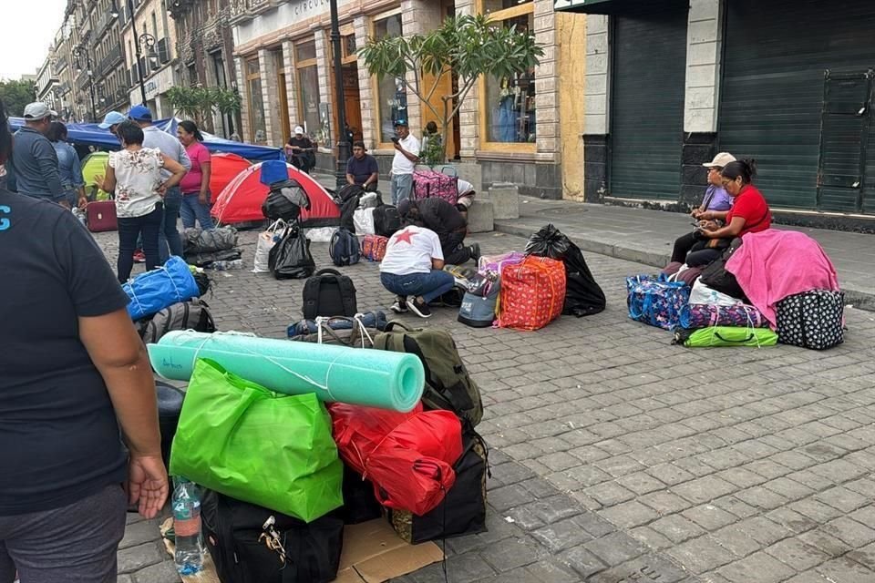 Calles aledañas también comenzaron a vaciarse.