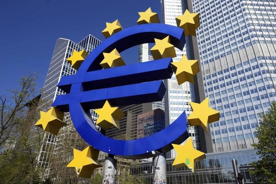 Recordó que hace unos meses finalizaron las negociaciones para la modernización del acuerdo global y esto significa que se reducirán aranceles y habrá mayores oportunidades para las pymes.