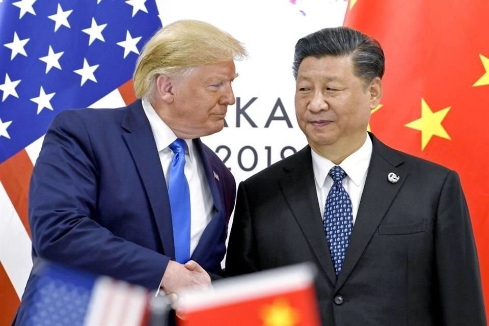 En imagen de 2019, durante la reunión del G-20 en Osaka, Japón, los presidentes Donald Trump y Xi Jinping.