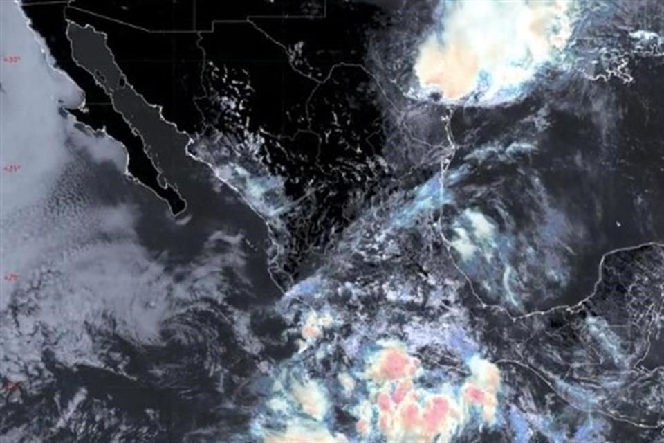 Las bandas externas del potencial ciclón tropical Cuatro-E pueden generar fuertes lluvias en Guerrero, Michoacán y Colima.
