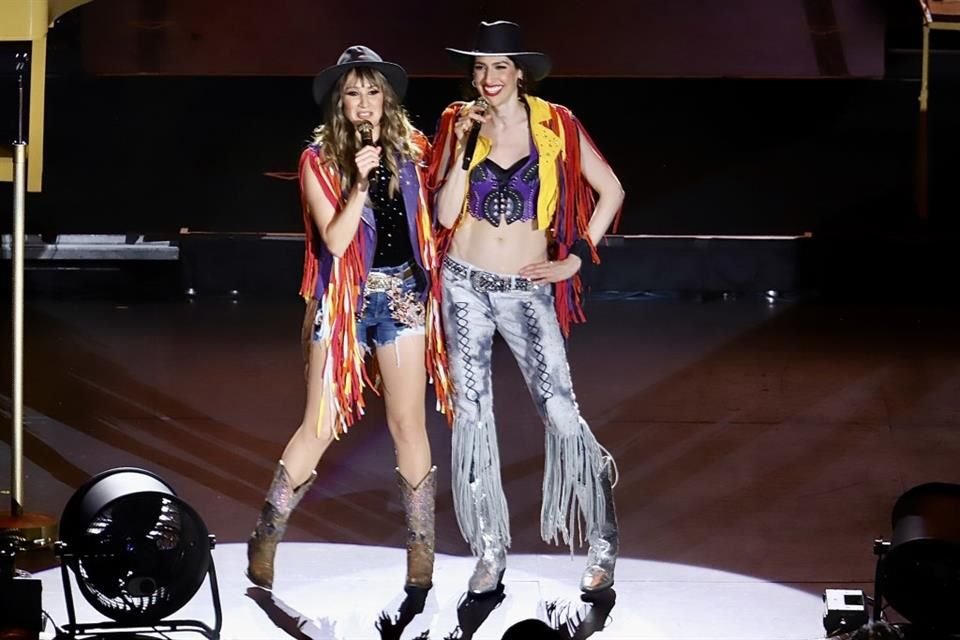 Las hermanas celebraron su 'Hashville' en el Auditorio Nacional al máximo de su capacidad.