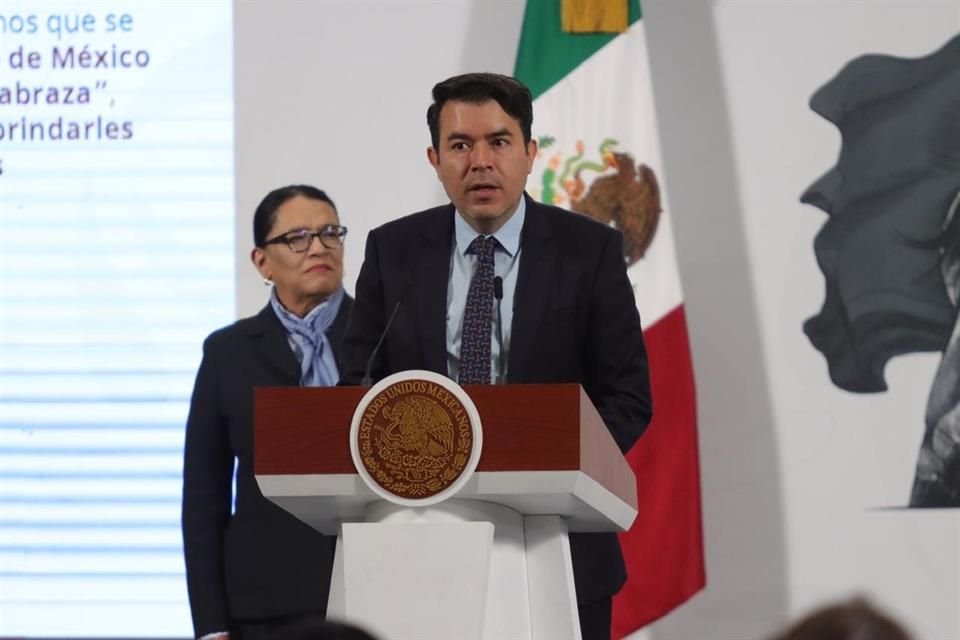 Arturo Medina Padilla, subsecretario de Gobernación, informó que la dependencia trabaja en reubicar 2 de los 10 centros de atención a deportados al sur del País.