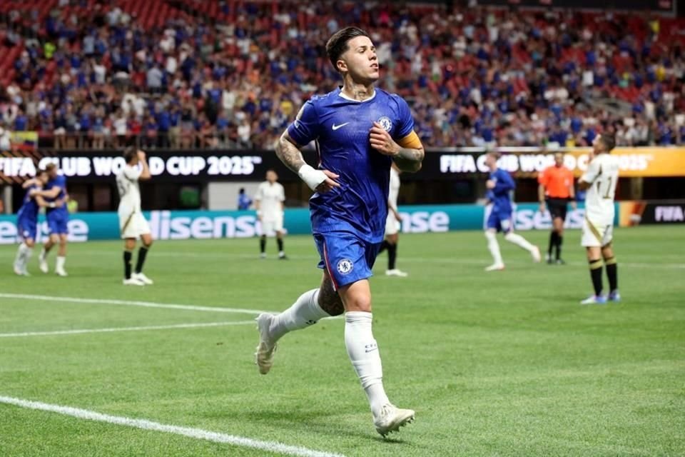 Enzo Fernández apareció en el momento justo para liquidar el juego y darle los tres puntos al Chelsea.