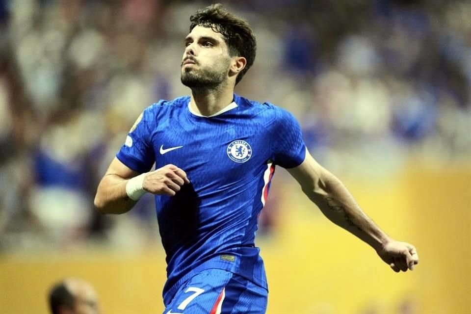 Con una gran jugada individual, Pedro Neto se encargó de abrir el marcador pasada la media hora del juego ante LAFC.