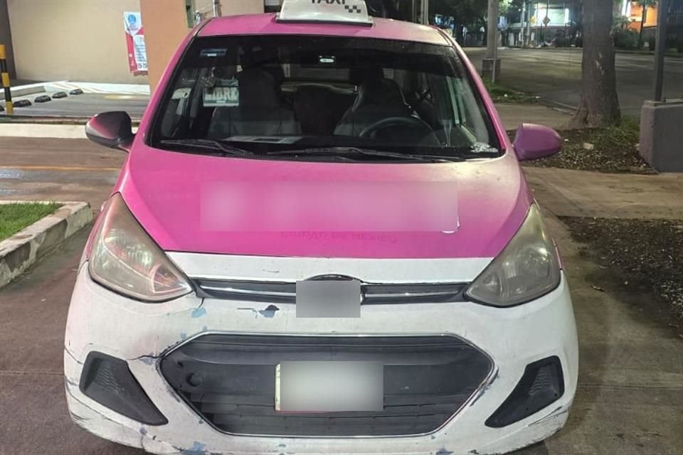 El conductor de taxi habría solicitado apoyo tras ser víctima del asalto.