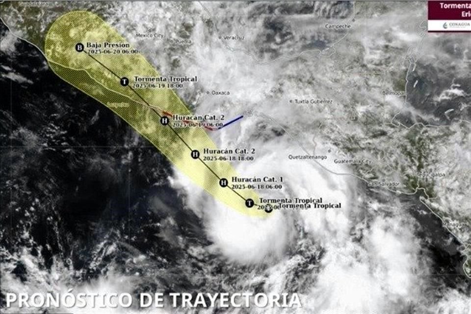 La tormenta 'Erick' tomó fuerza en el Pacífico mexicano y se espera que esta noche toque tierra como huracán Categoría 2.