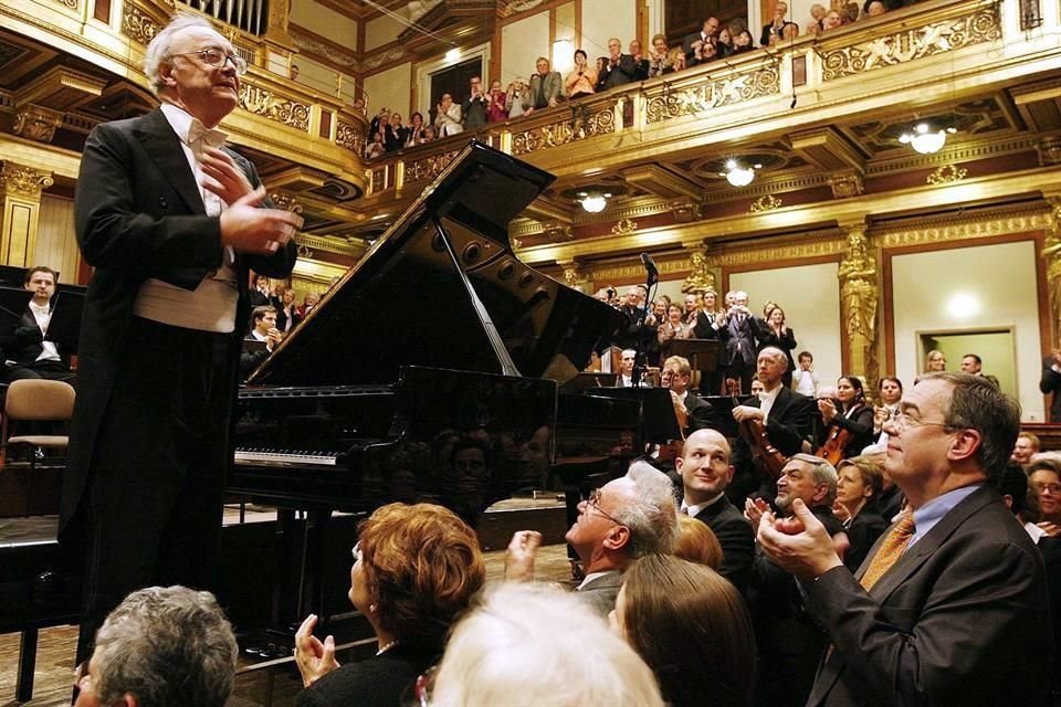 Brendel dio su último concierto con la Filarmónica de Viena en el Musikverein, el 18 de diciembre de 2008.