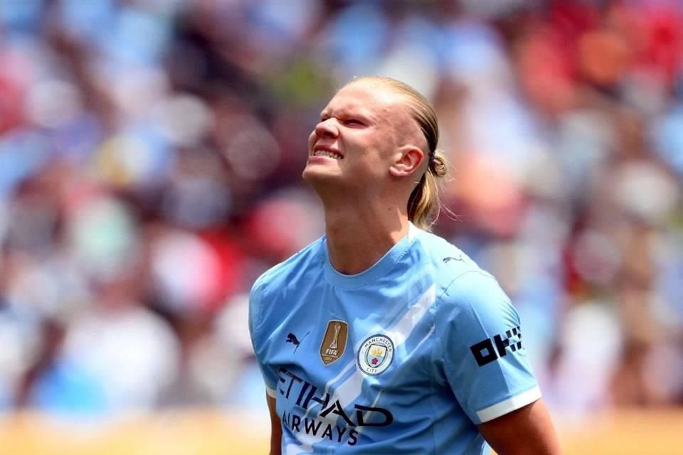 Haaland entró de cambio y no pudo anotar pese a un par de claras oportunidades.