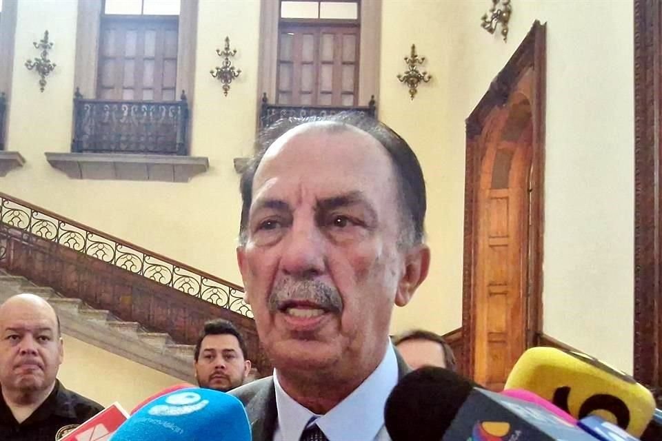 Javier Flores, Fiscal General del Estado.